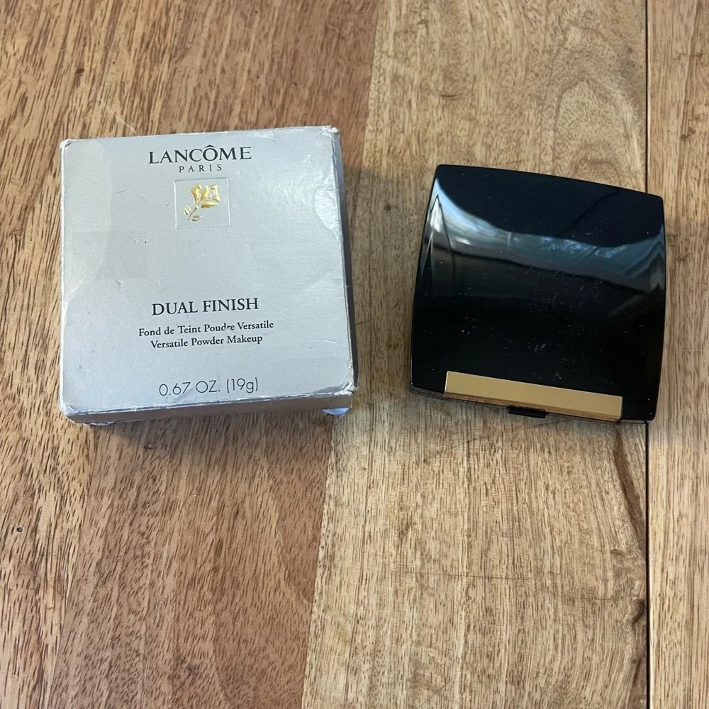 Lancôme dual finish